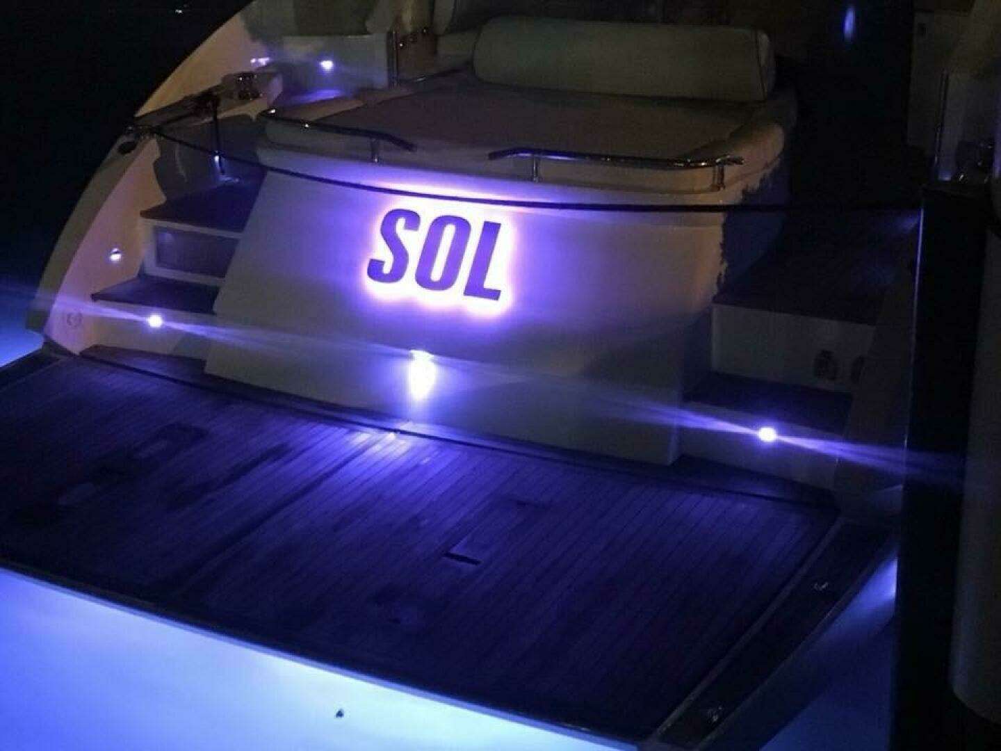 2010 Azimut Atlantis 54 - Image 30