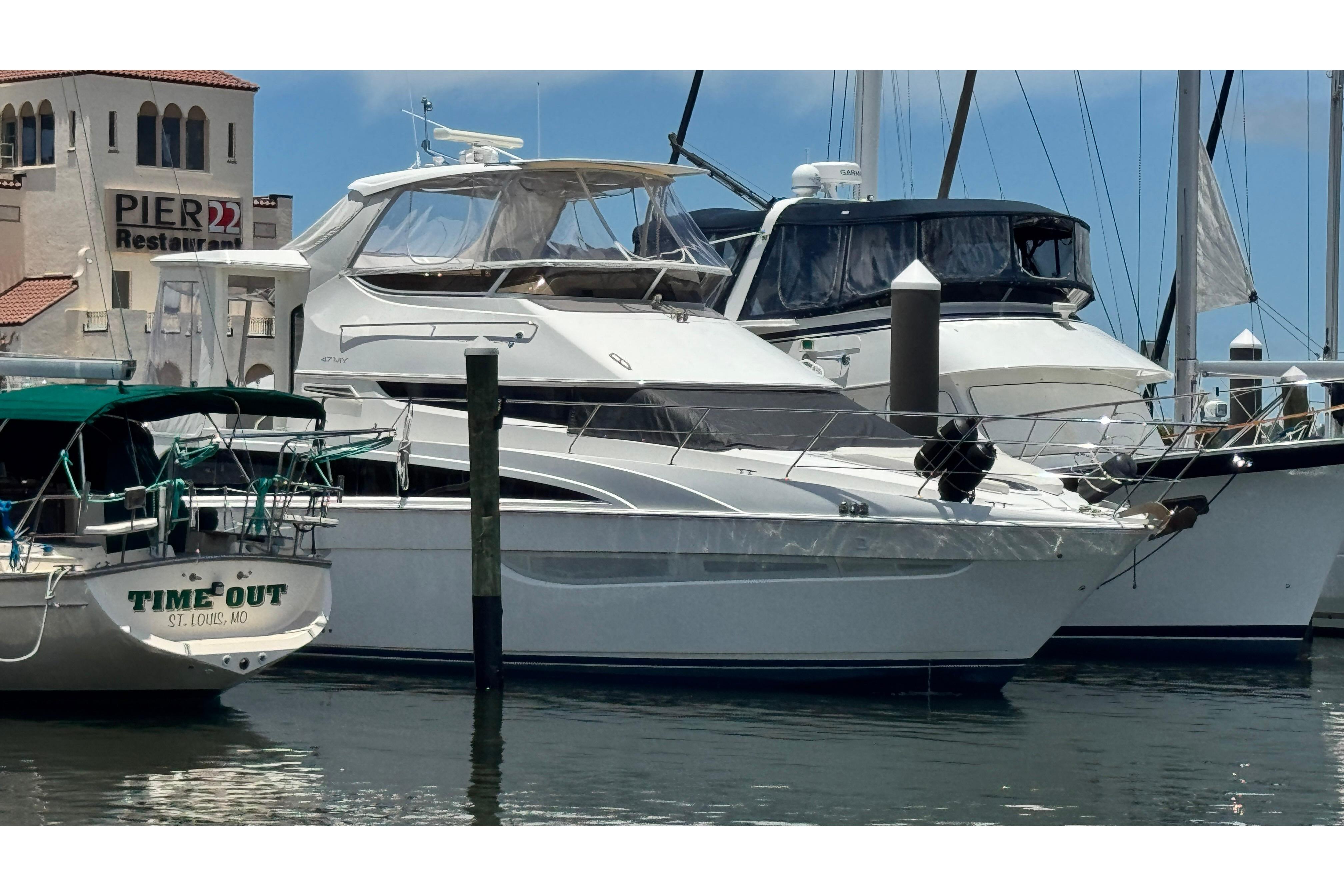 2007 Carver 47 Motor Yacht