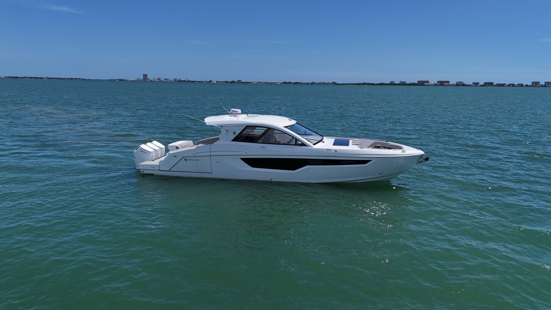 2026 Cruisers Yachts 50GLS OB - Image 33