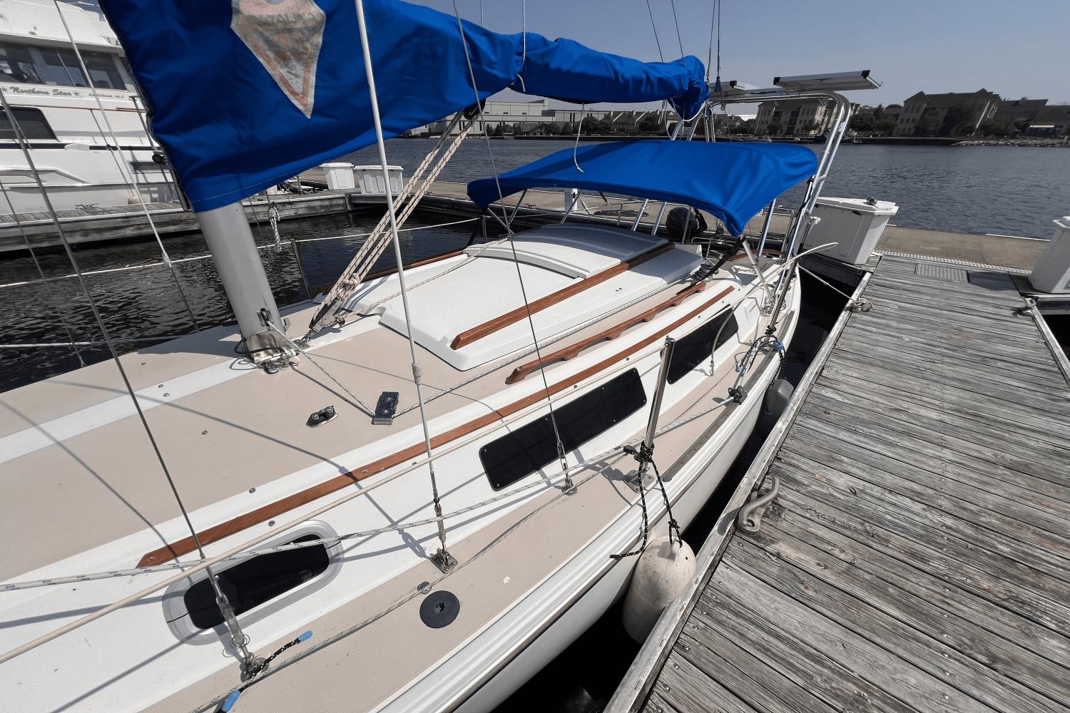 1987 Catalina 25 Pop Top - 9