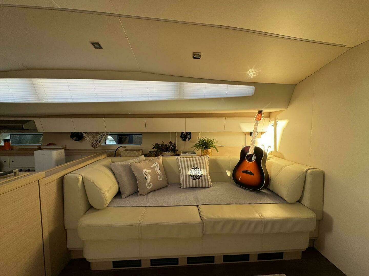 2023 Jeanneau 65 - Image 13