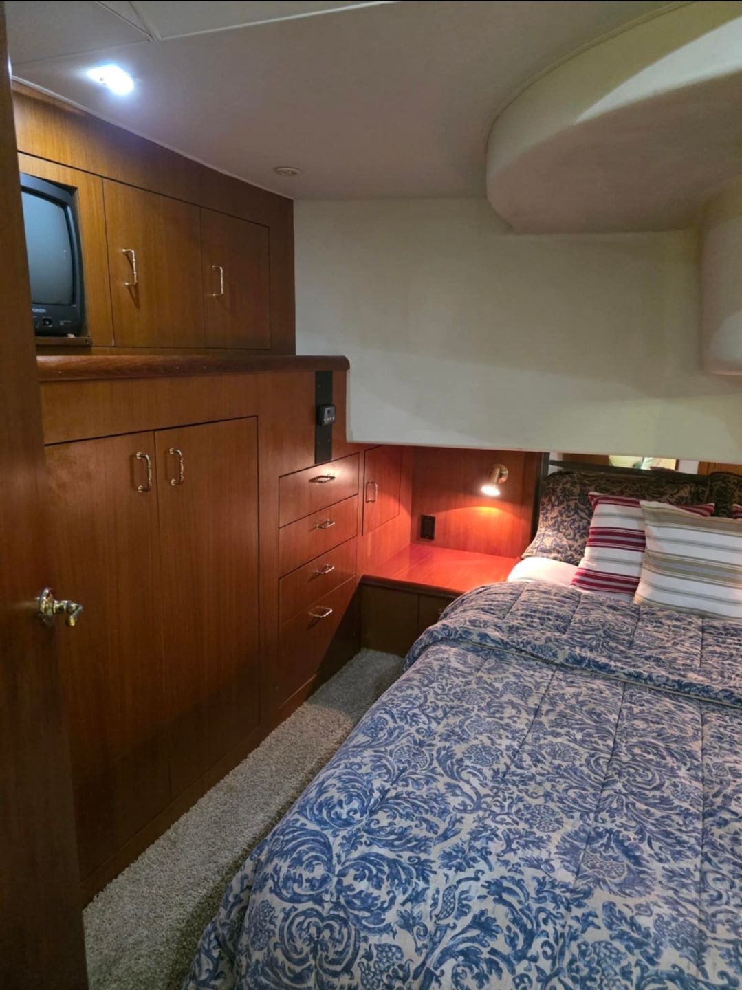 1998 Ocean Yachts SS40 - 39