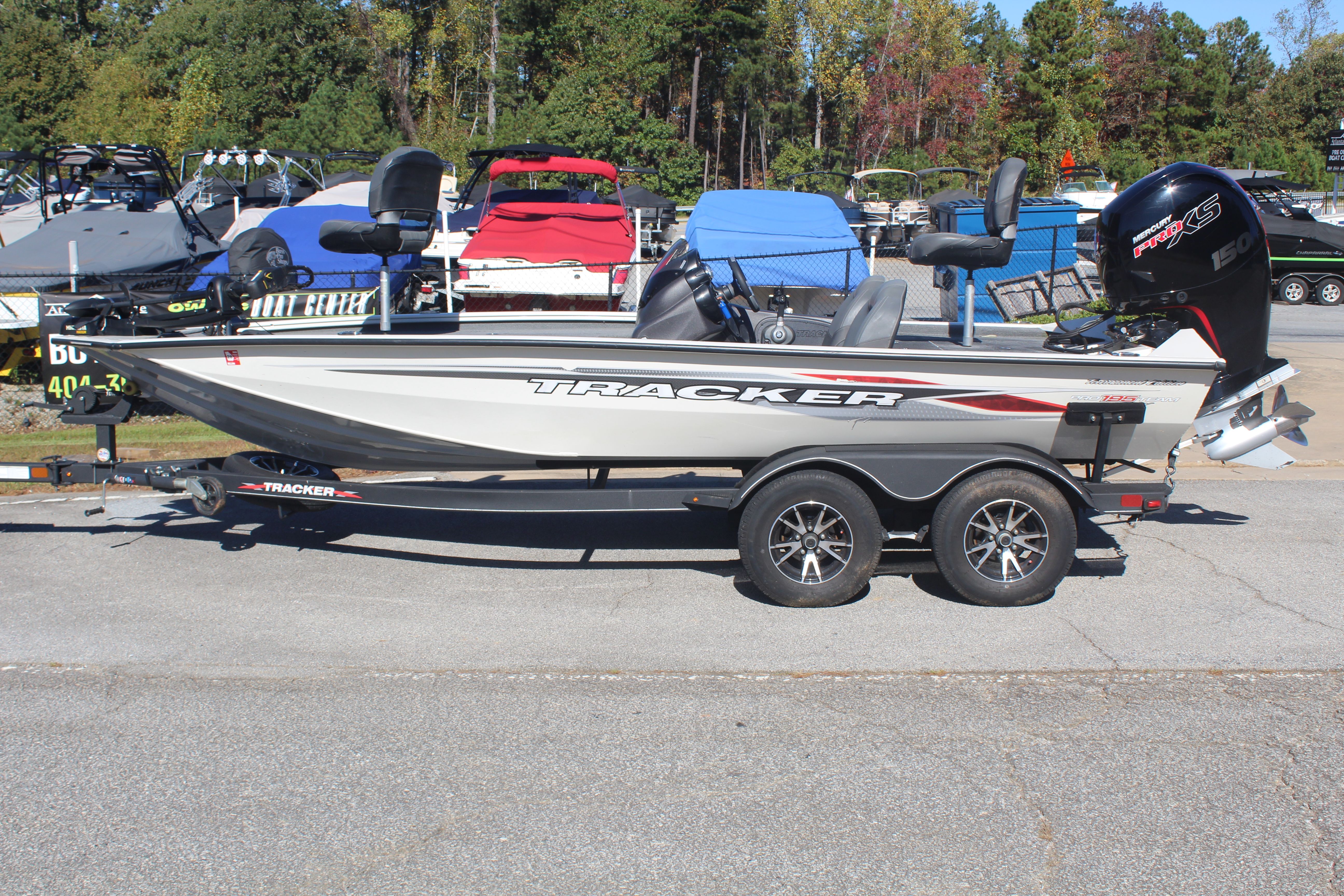 2023 Tracker Pro Team 195 TXW