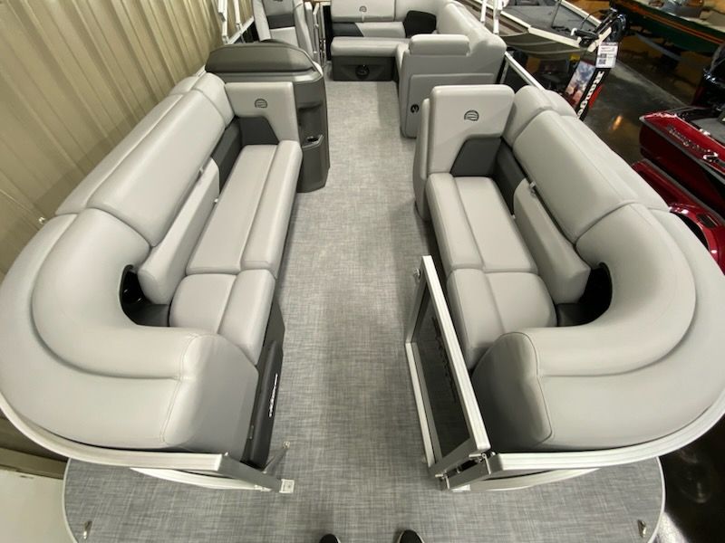 2026 Sun Tracker Party Barge 20 DLX - 2