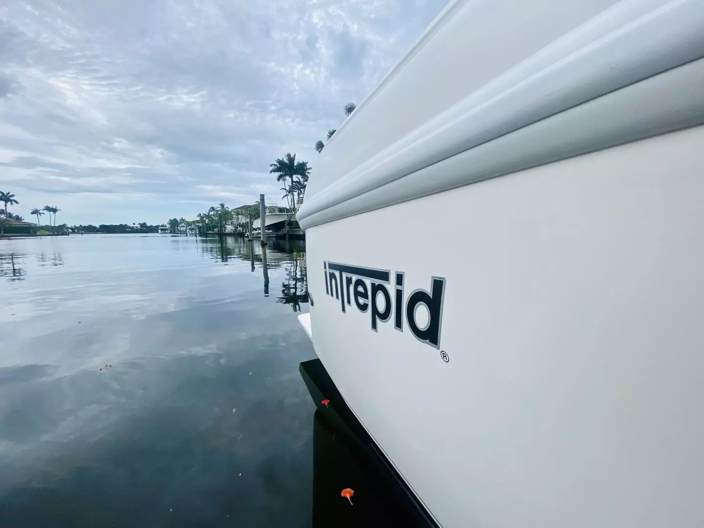 2008 Intrepid 390 Sport Yacht - Image 45
