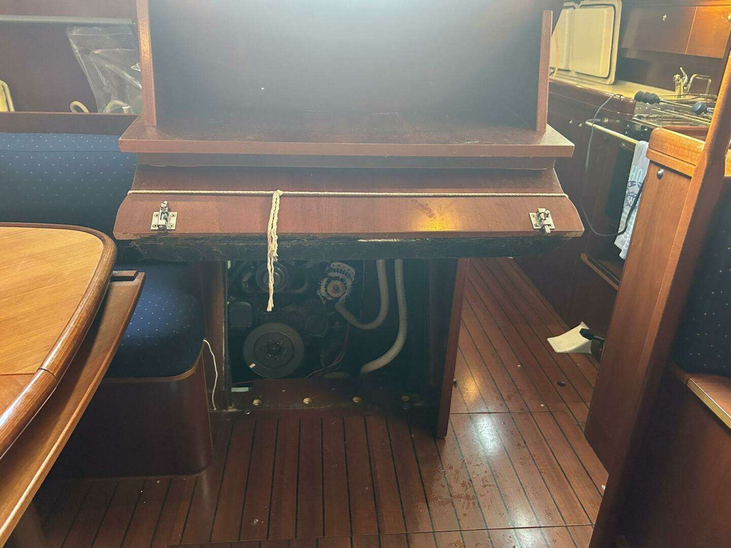 2003 Beneteau 42cc - Image 45