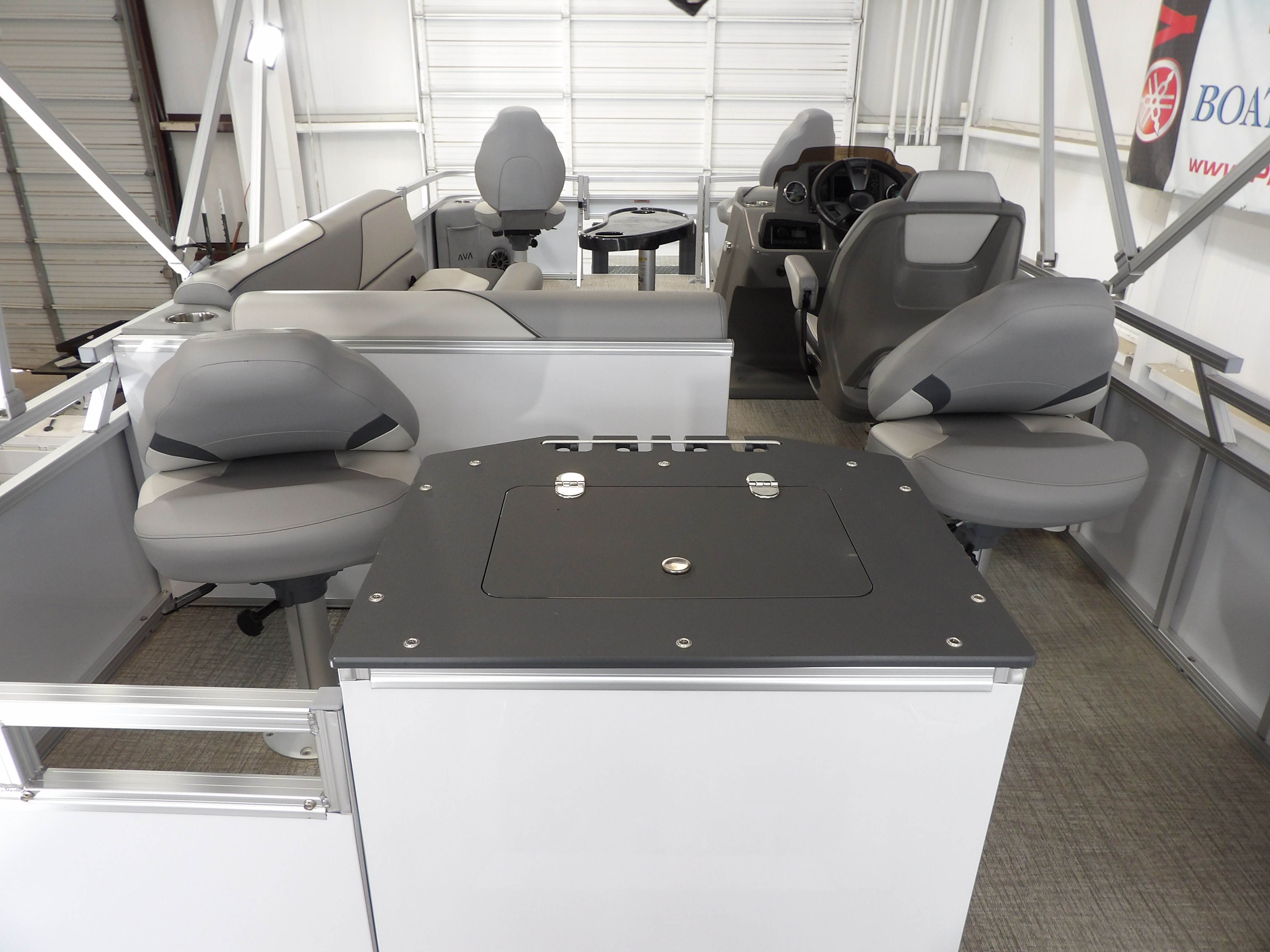 2026 Avalon Venture Quad Fish - 19' - 24