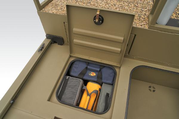 2026 Tracker Grizzly 2072 CC Sportsman Kicker - 43