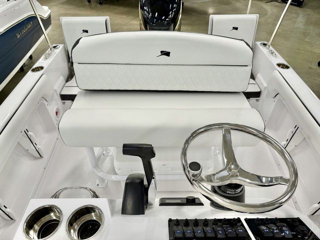 2026 Stingray 173 CC - 8
