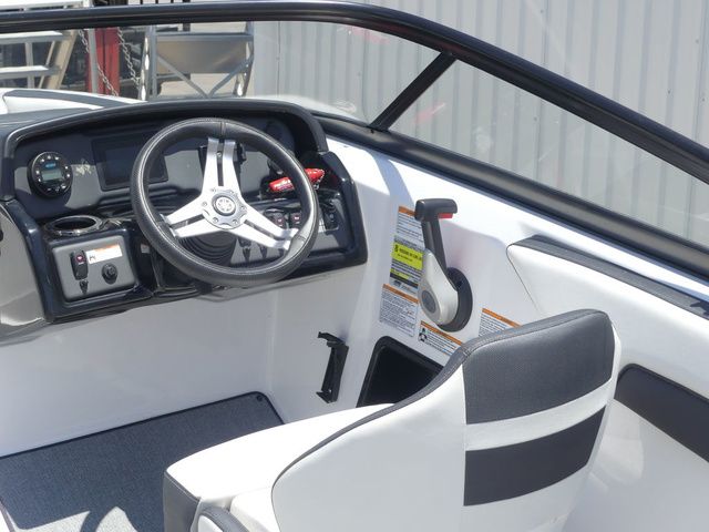 2020 Yamaha Boats SX195 - 27