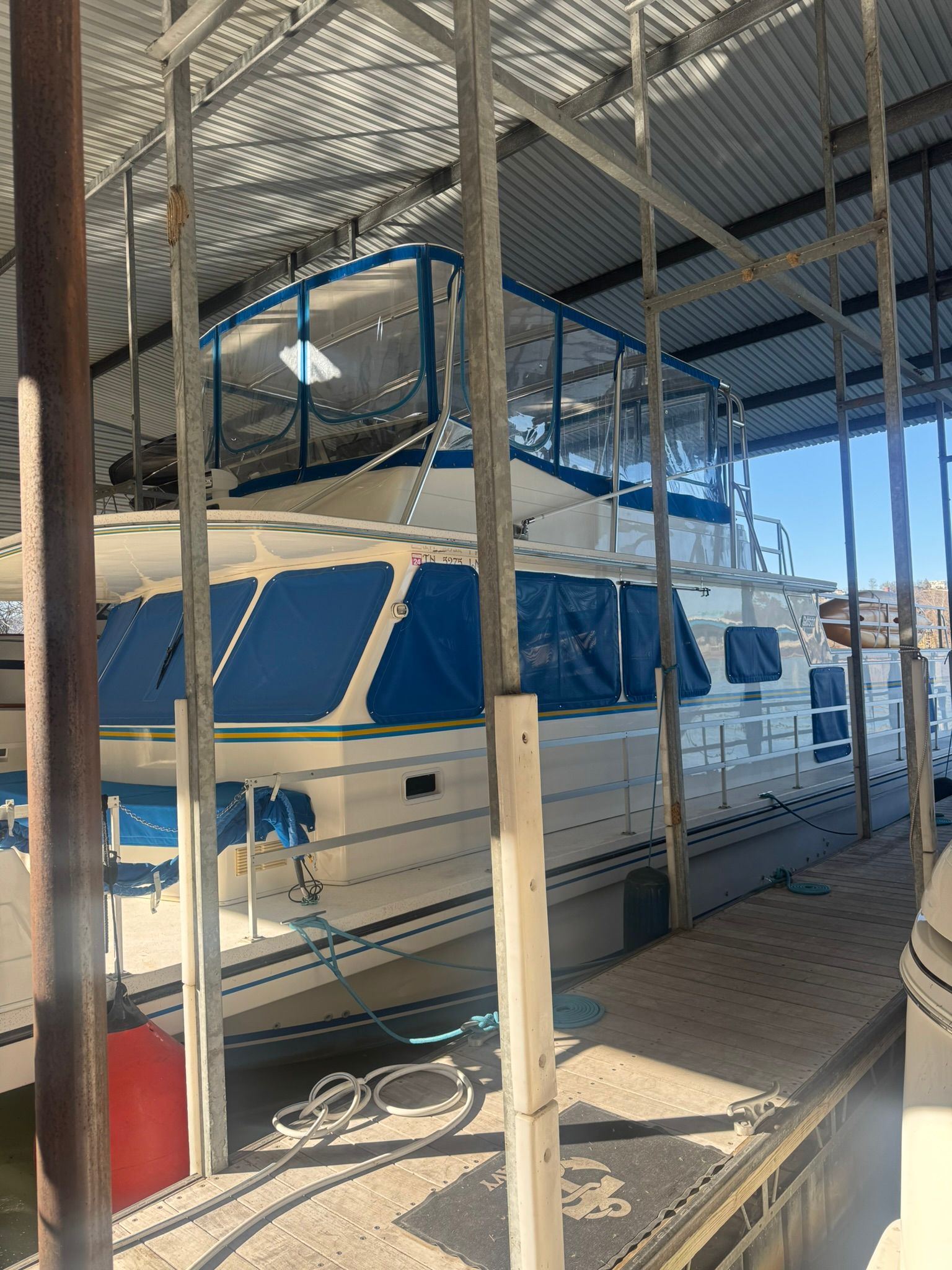 2006 Gibson 5500