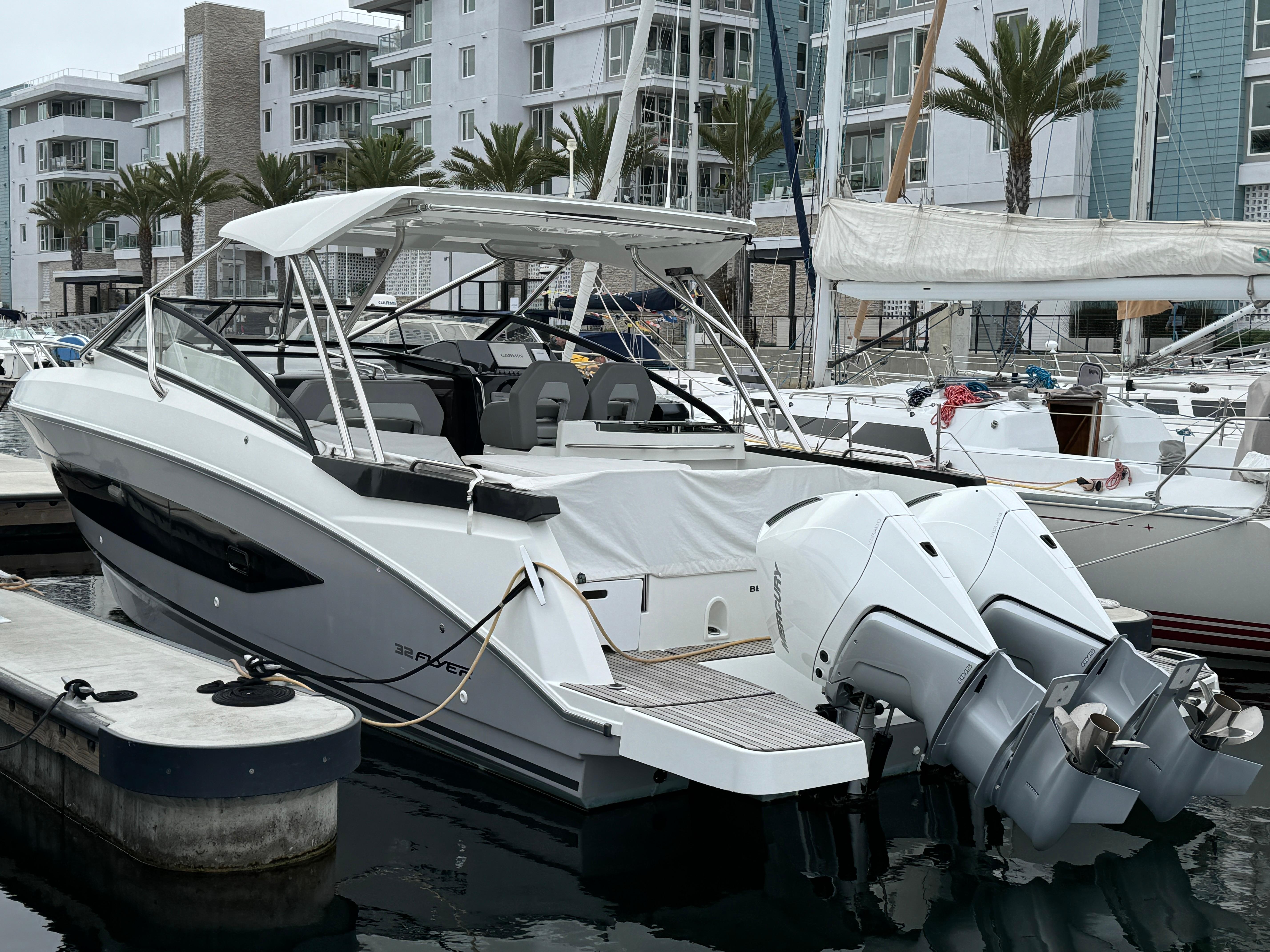 2020 Beneteau Flyer 10