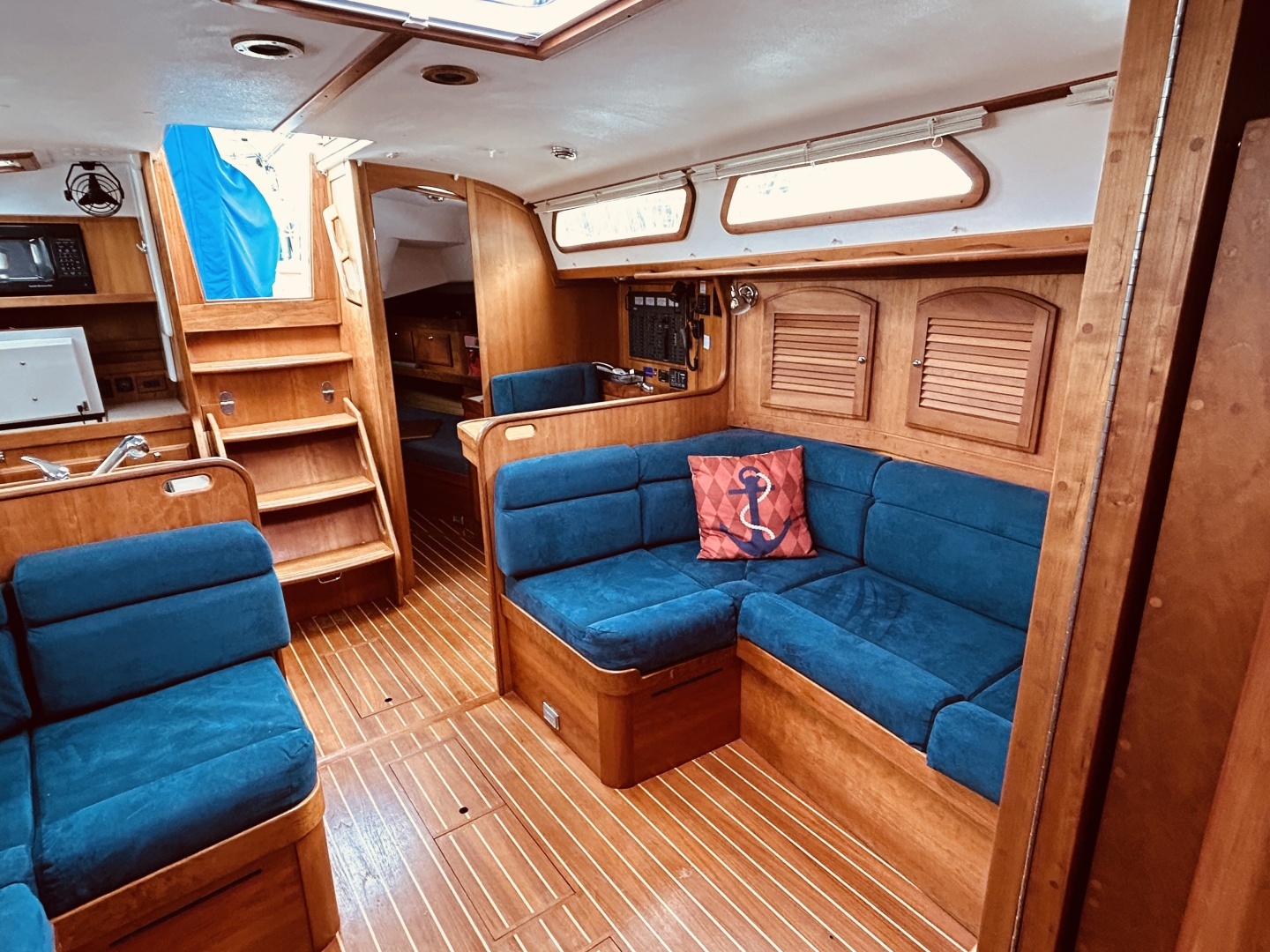 2004 Sabre 426 - Image 35