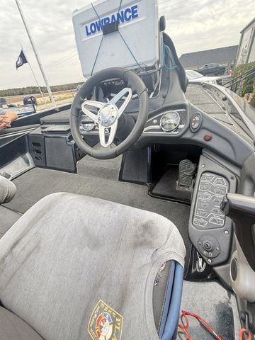 2016 Skeeter FX21 - 10