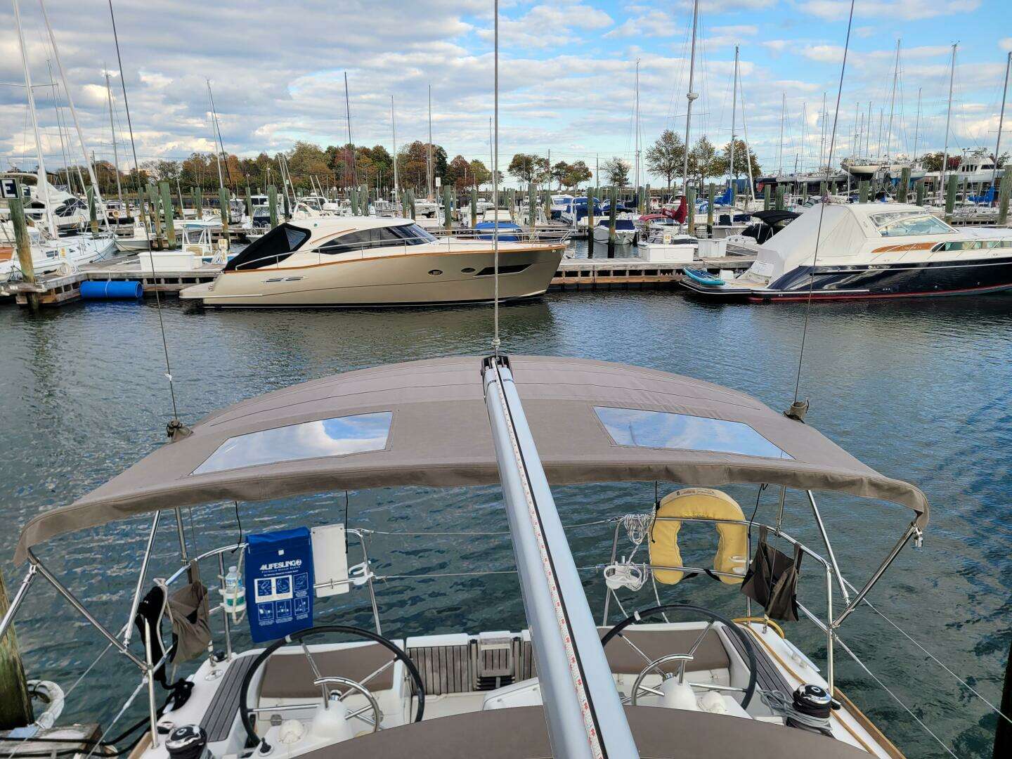 2014 Jeanneau 379 - Image 14