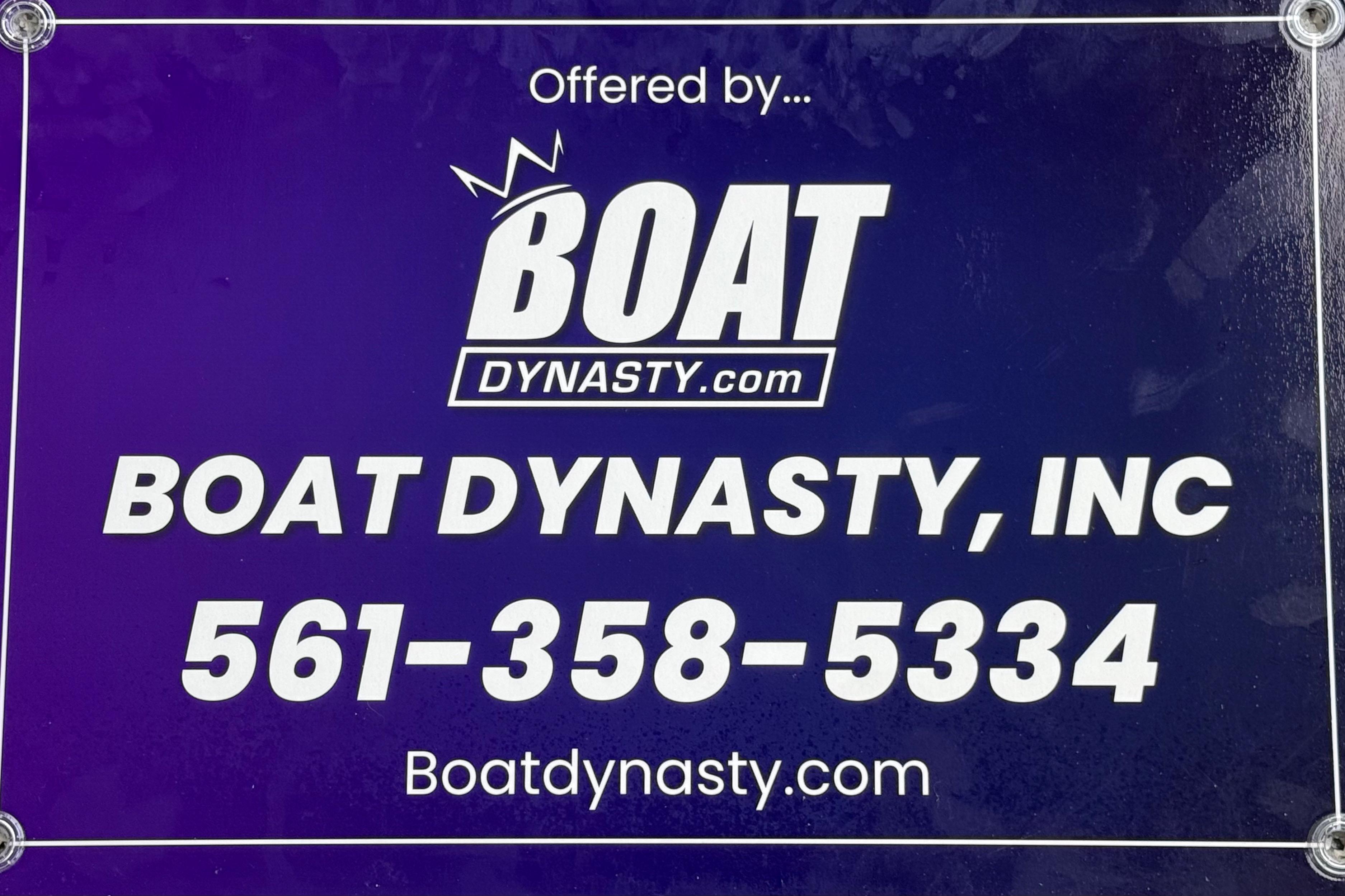 Boat Dynasty contact sign with phone number and website for Sea Fox 328 Commander 2021.