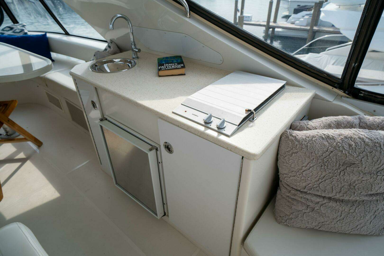 2007 Marquis 55 LS - Image 13