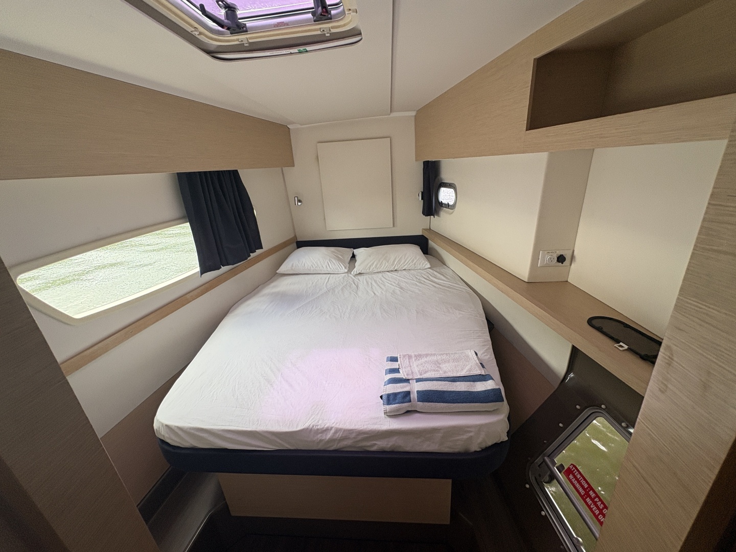 2017 Fountaine Pajot Helia 44 Evolution Oceanic Package - Image 21