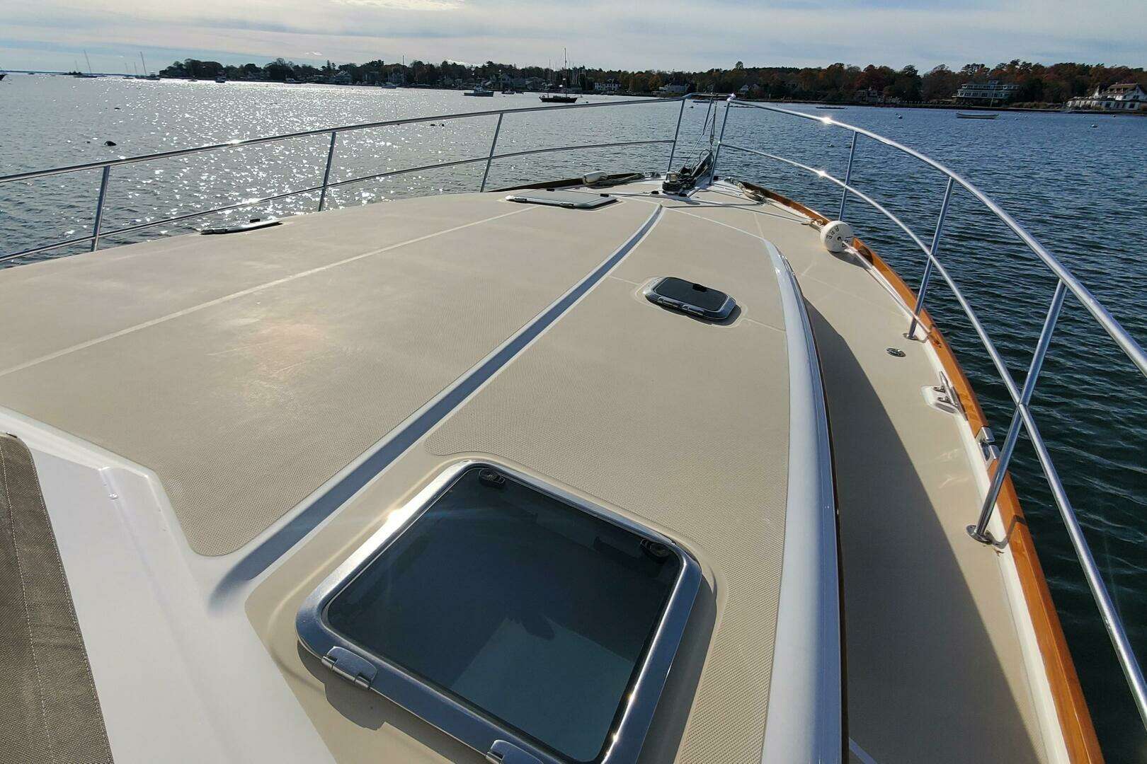 2012 Sabre 48 Salon Express - Image 16