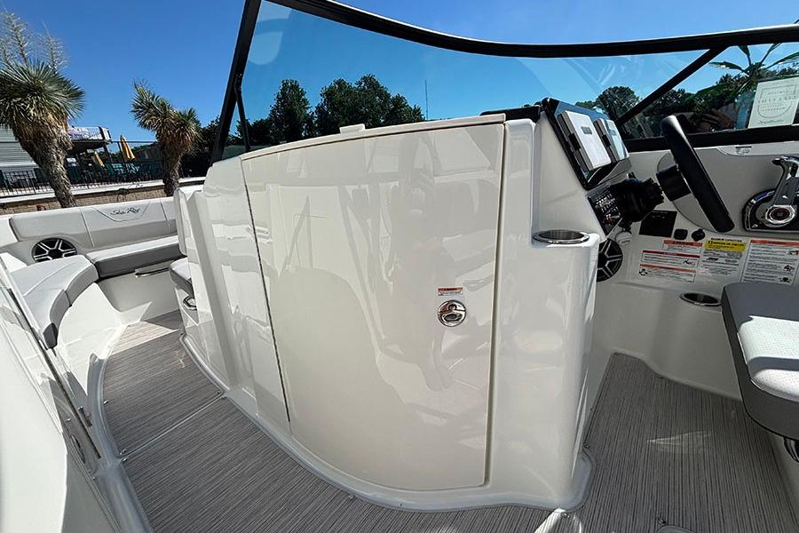 2027 Sea Ray SDX 230 Outboard boat interior with sleek design and modern dashboard.