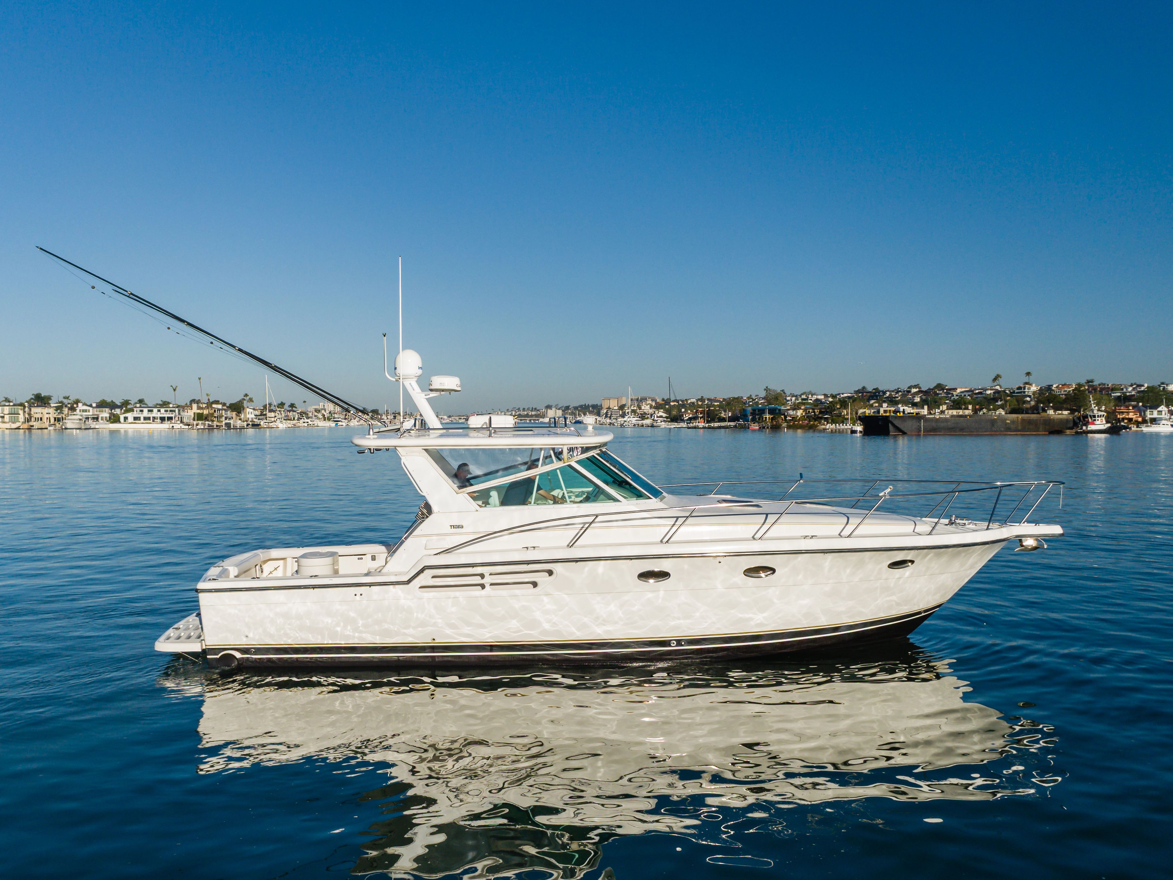 2000 Tiara Yachts 4100 Open