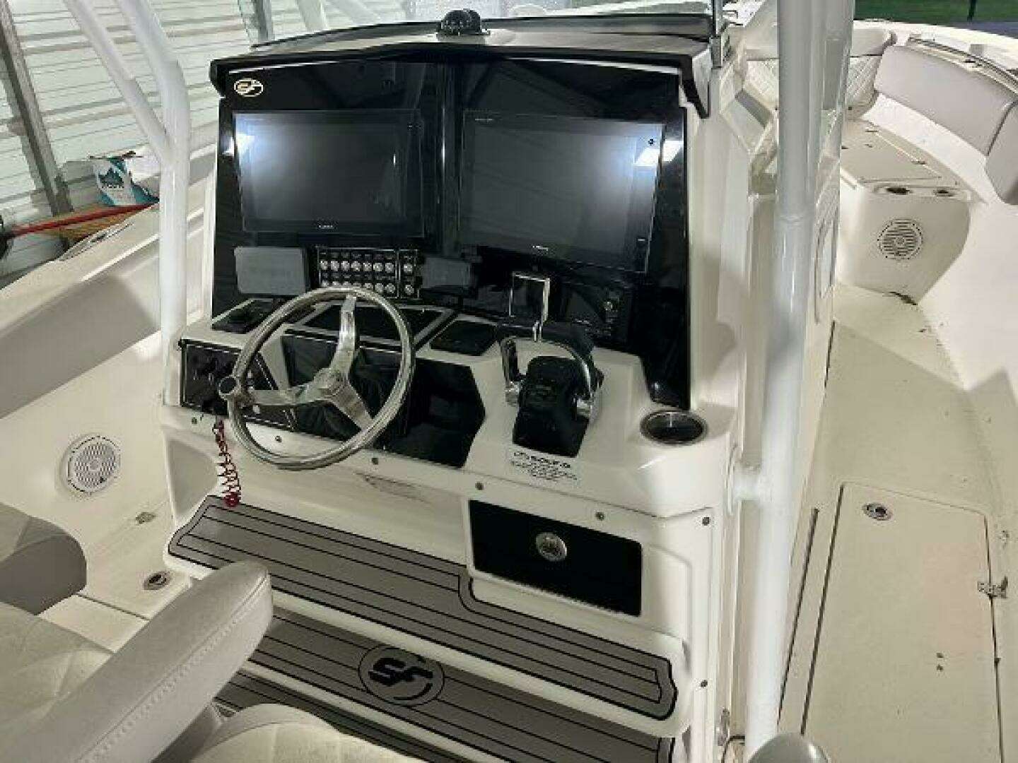 2019 Sea Fox 328 Commander - Image 12