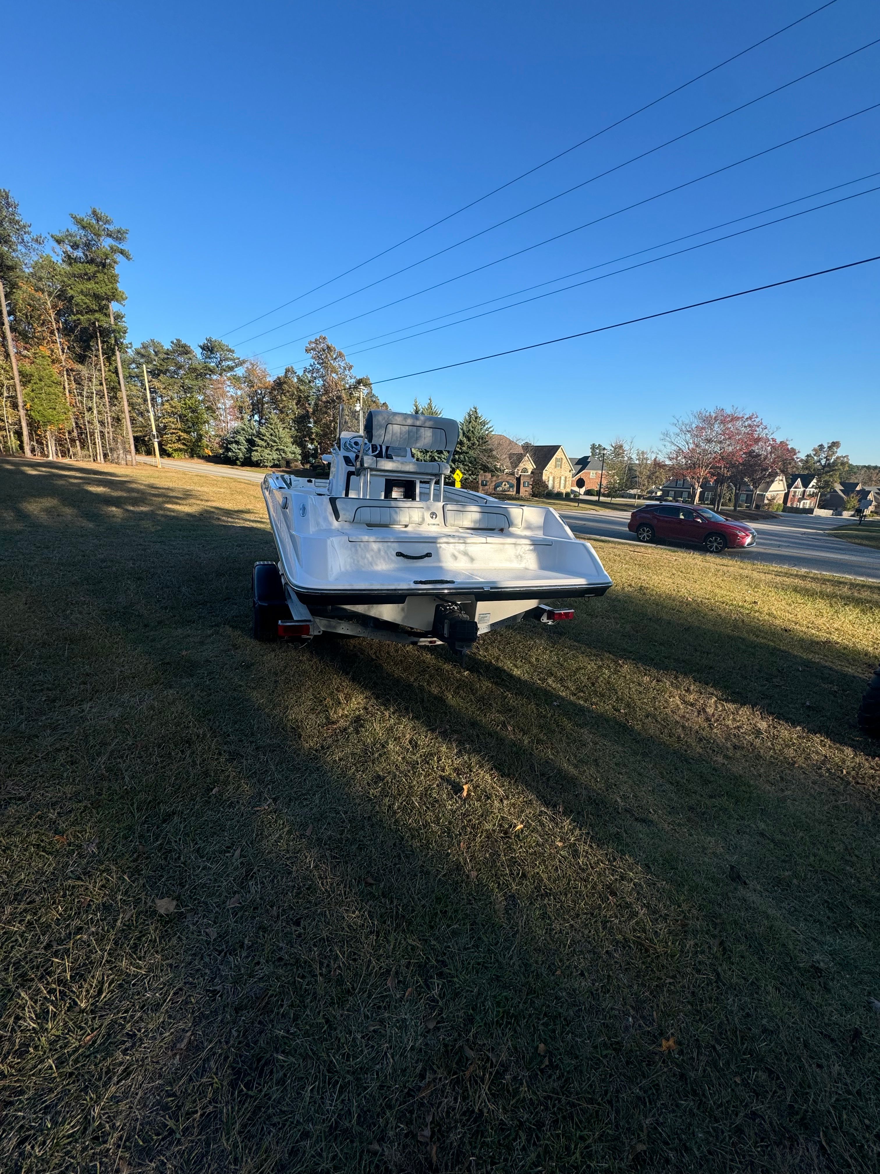 2016 Yamaha Boats Fhs 190 dluxe - 3