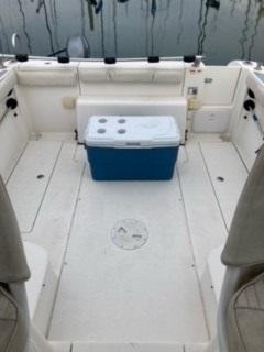 2006 Seaswirl Striper 2601 Walkaround I/O - 3