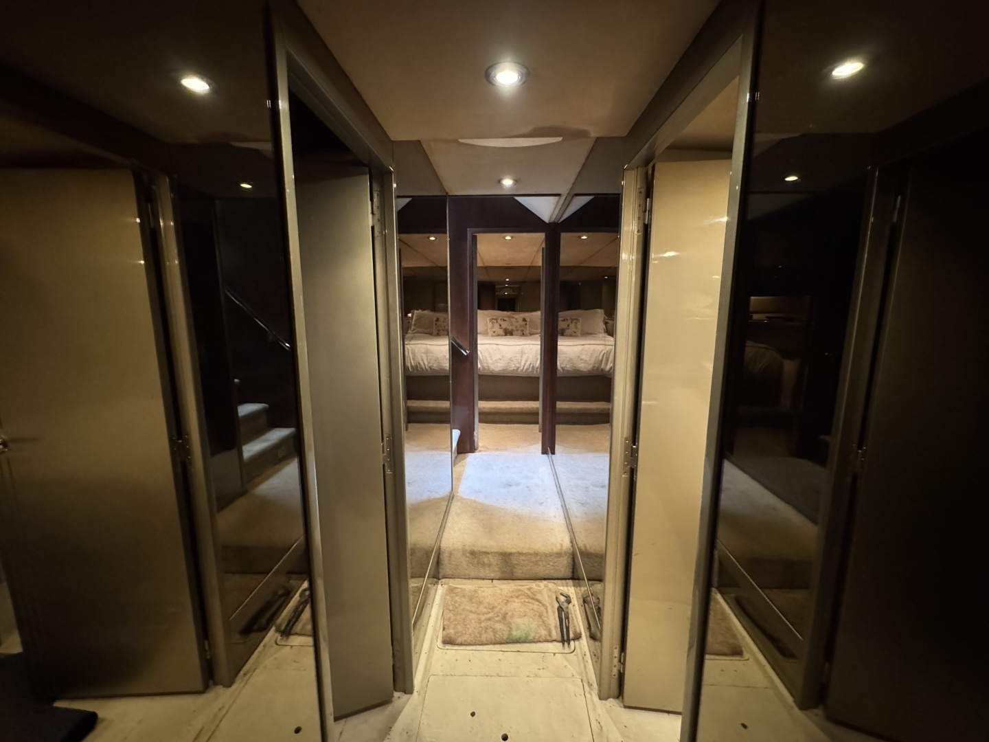 1997 Tarrab 77 Motor Yacht - Image 47