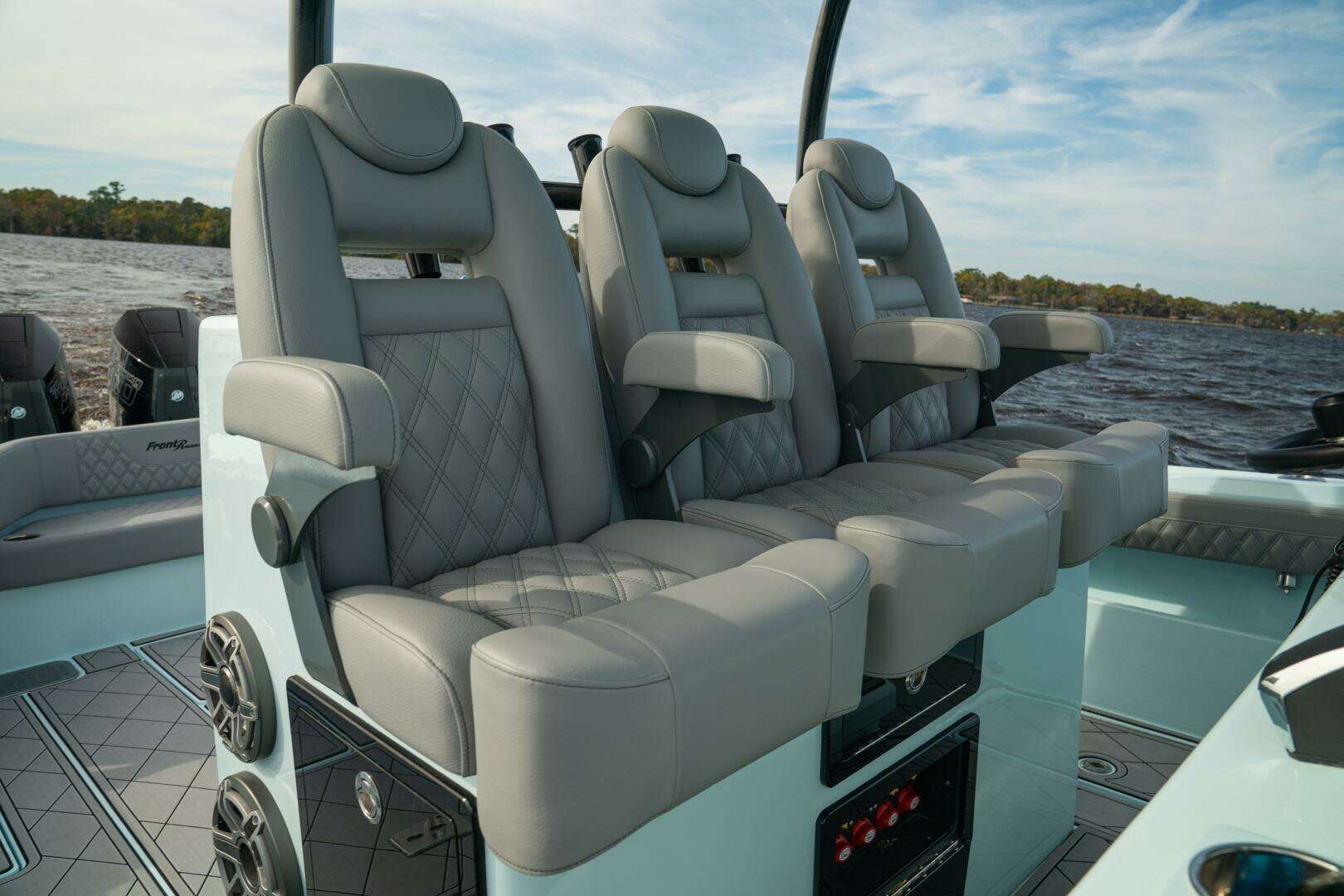 2026 Front Runner 39 CC - Image 35
