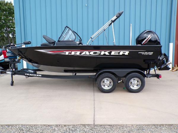 2025 Tracker Pro Guide V-175 Combo