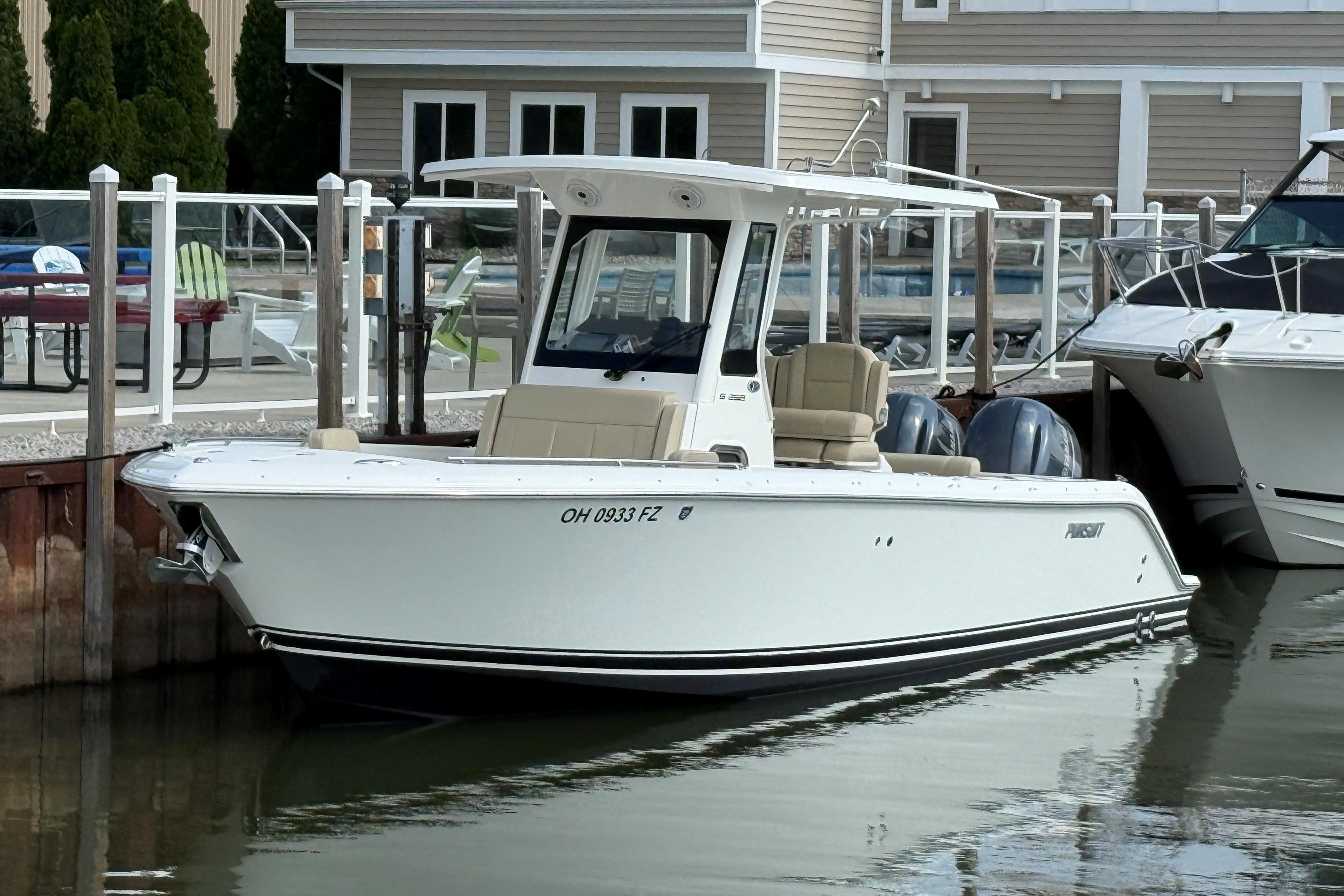 2021 Pursuit S 268 Sport