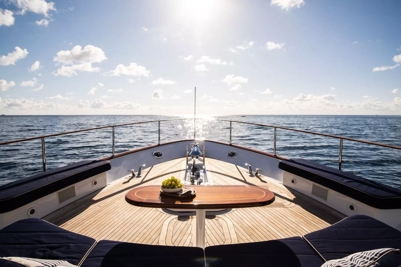 1999 Palmer Johnson Motor Yacht - Image 35