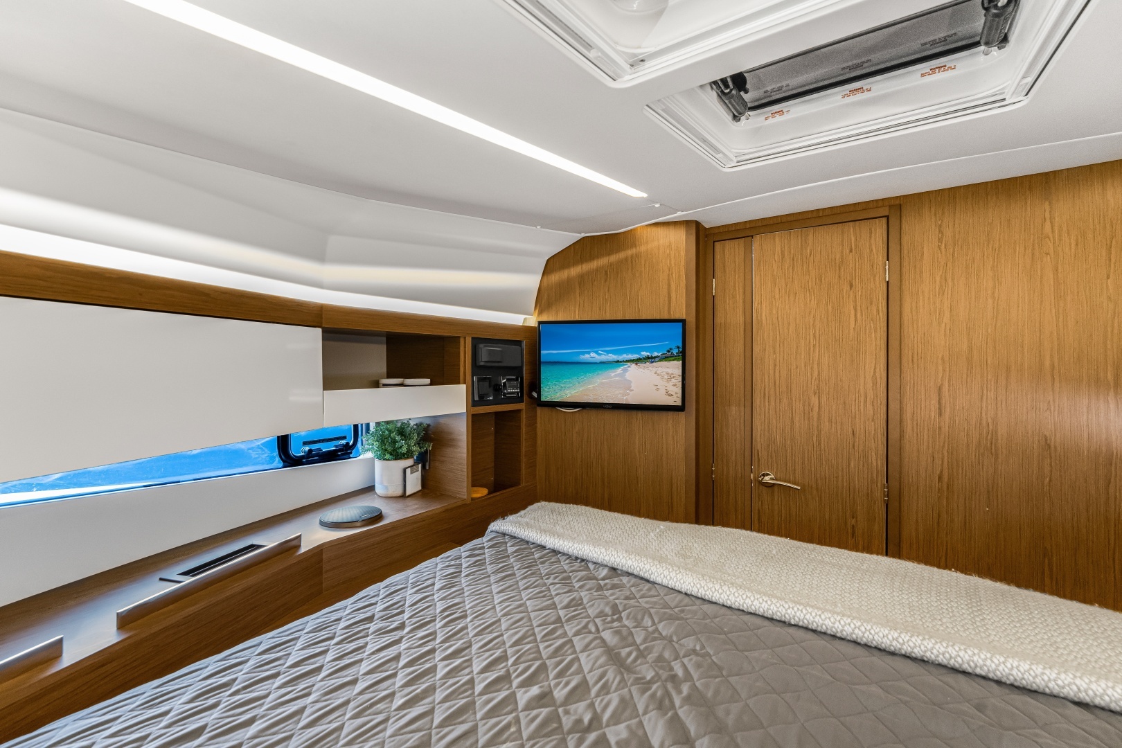 2020 Jeanneau NC 37 - Image 29
