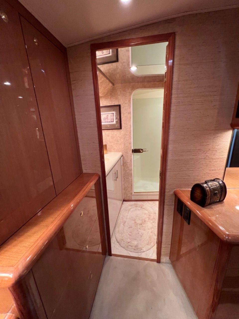 2002 Viking 61 Enclosed Bridge - 79