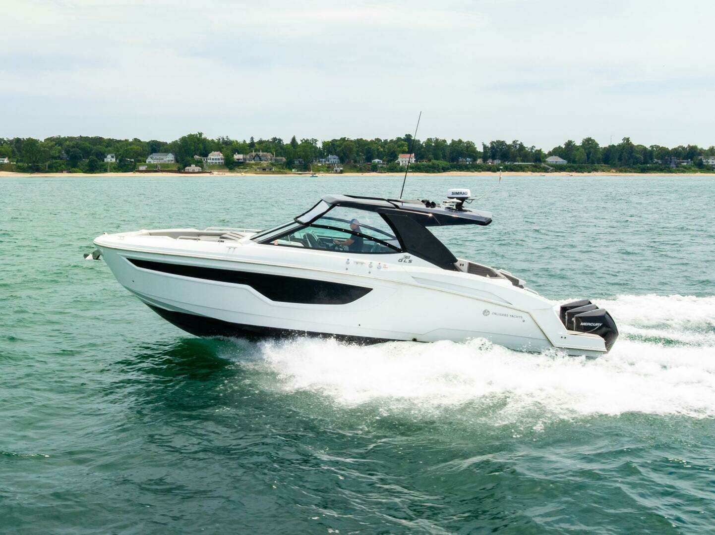 2021 Cruisers Yachts — - Image 5