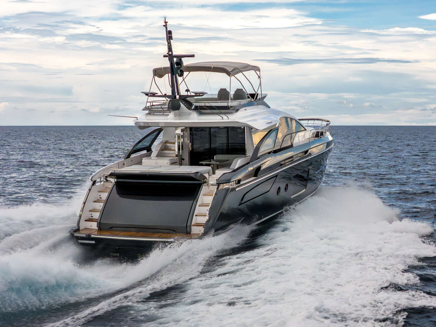 2026 Azimut S8 - Image 5