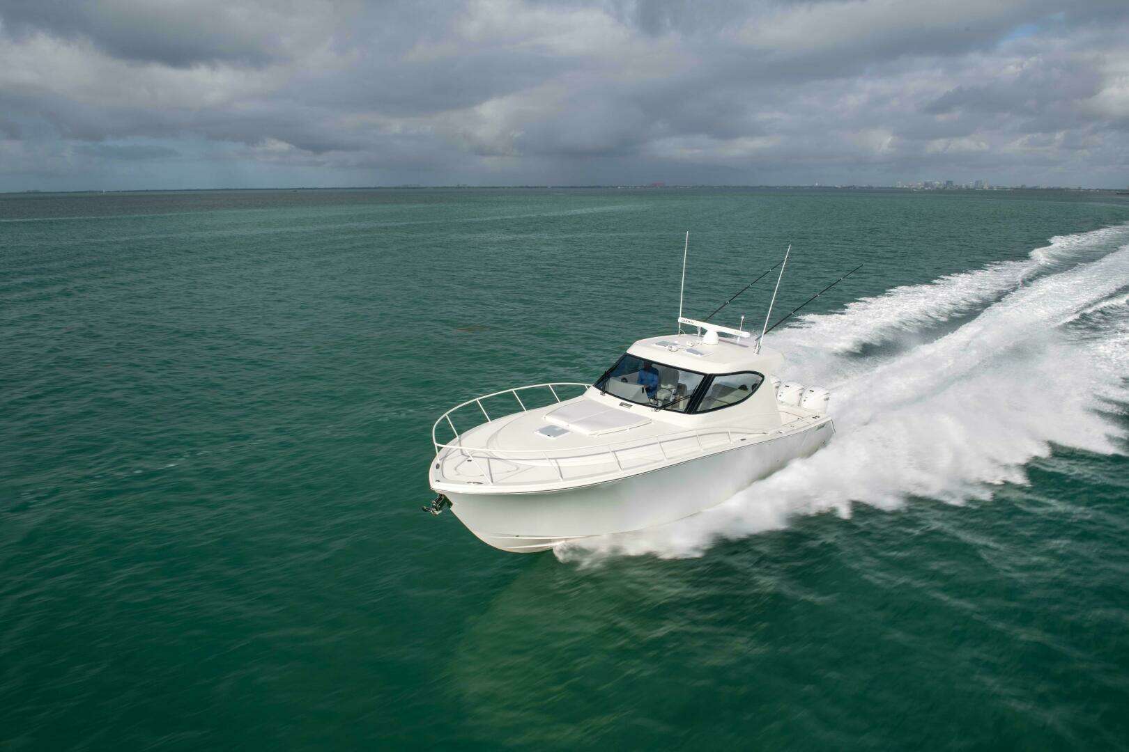 2026 Jupiter 41 Sport Bridge - Image 31