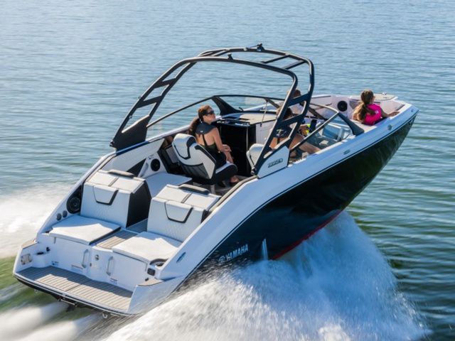 2025 Yamaha Boats 222SD - 3