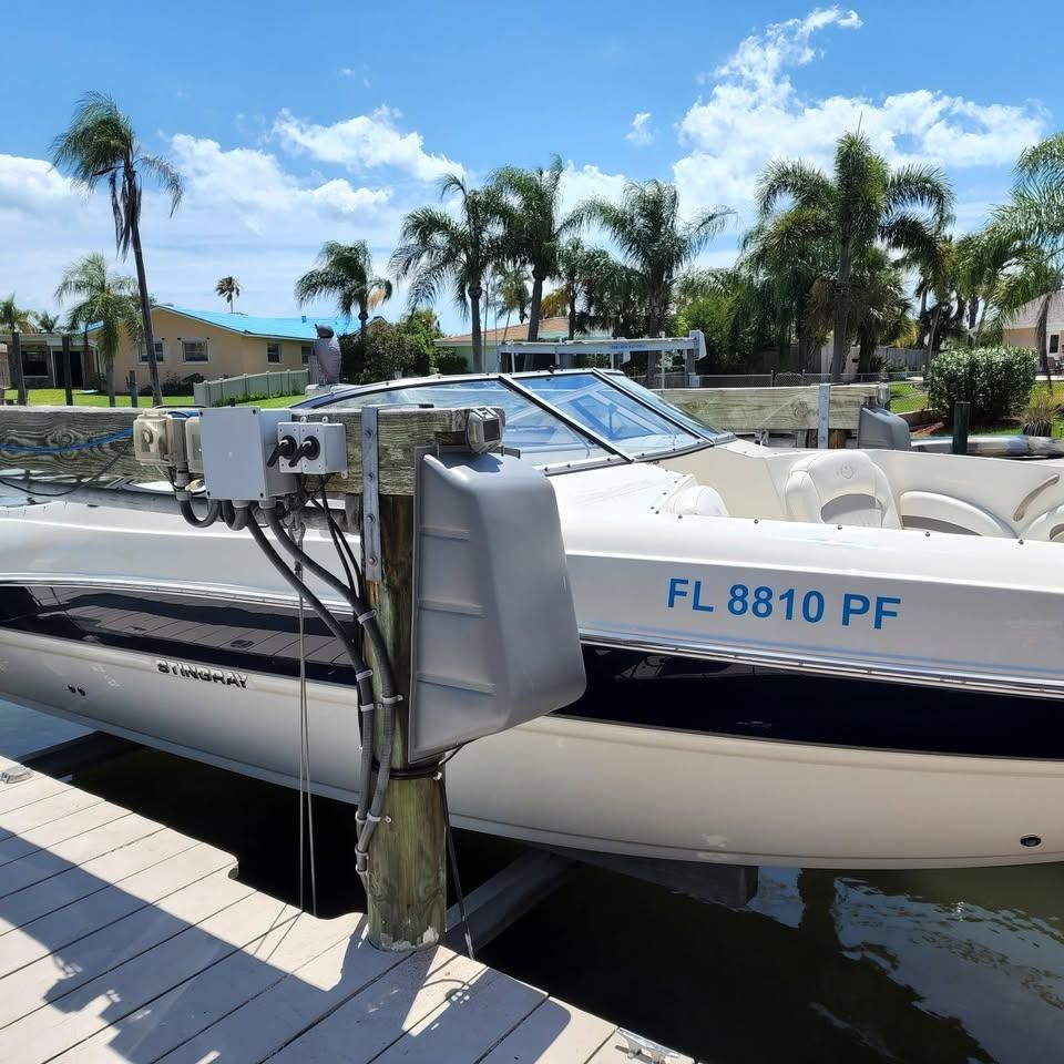 2011 Stingray 235 LR - 2