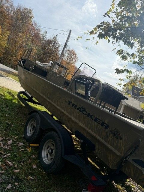 2022 Tracker Grizzly 2072 CC Sportsman - 6
