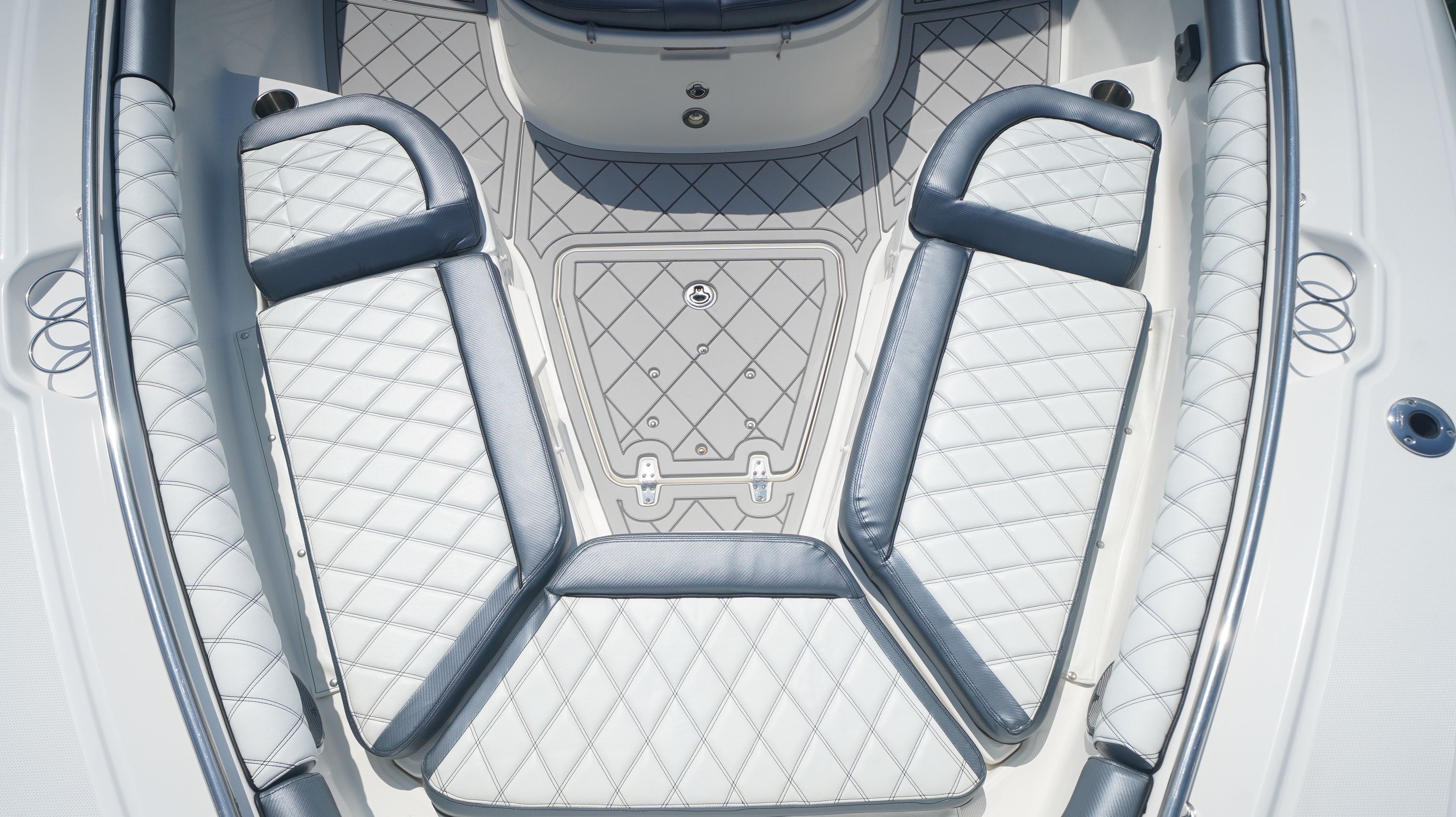 2013 Boston Whaler 350 Outrage - 25