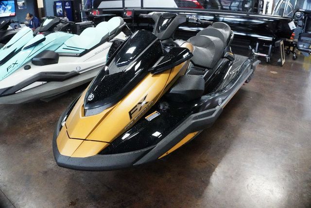 2025 Yamaha WaveRunner FX Cruiser HO - 2