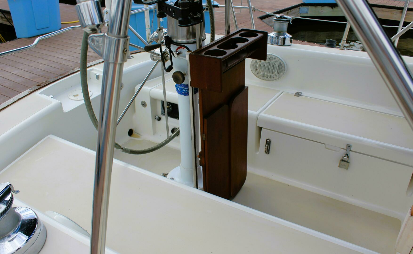 1986 Freedom Marine — - Image 9