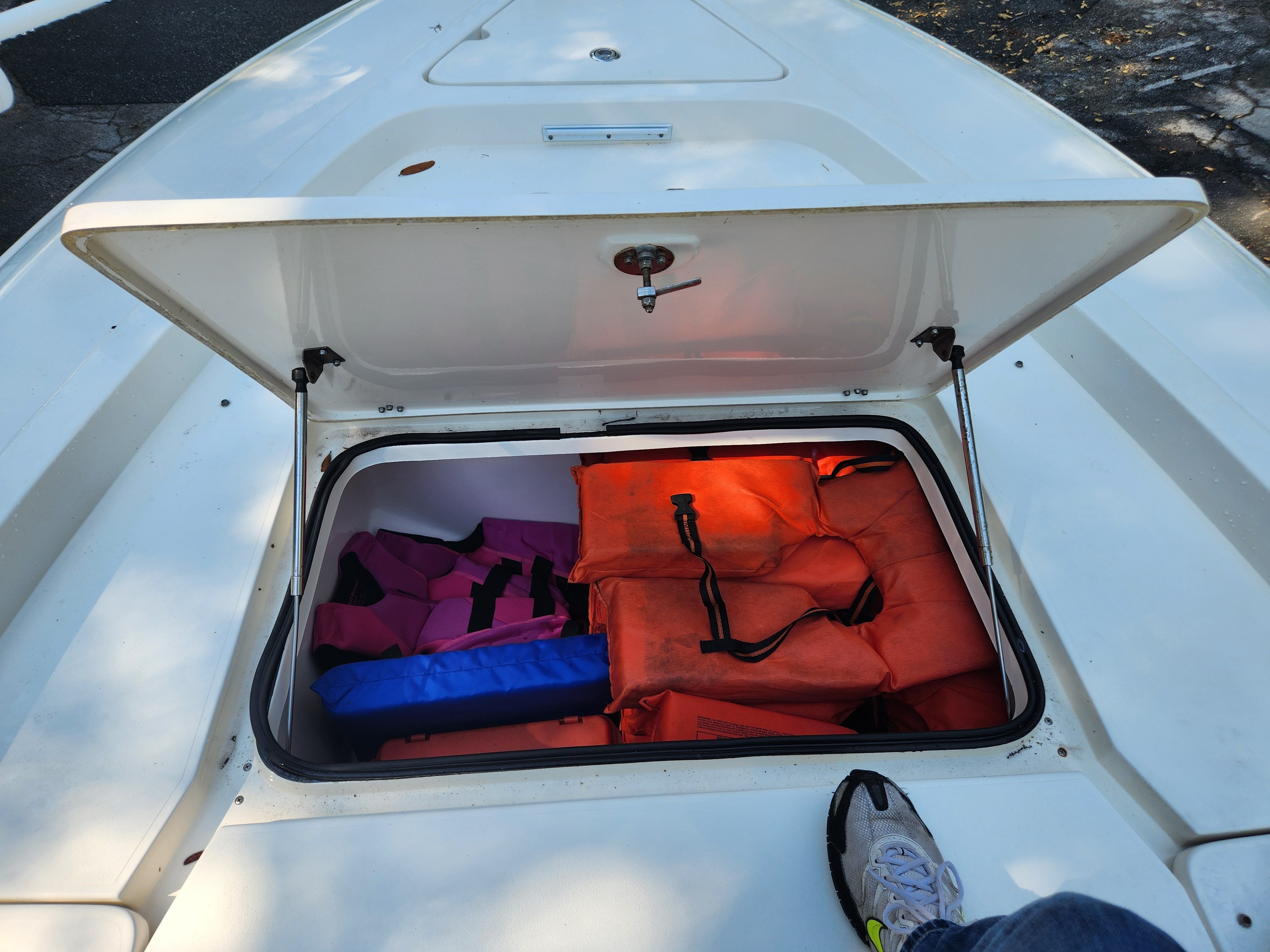 2014 ShearWater Carolina 26 - 11