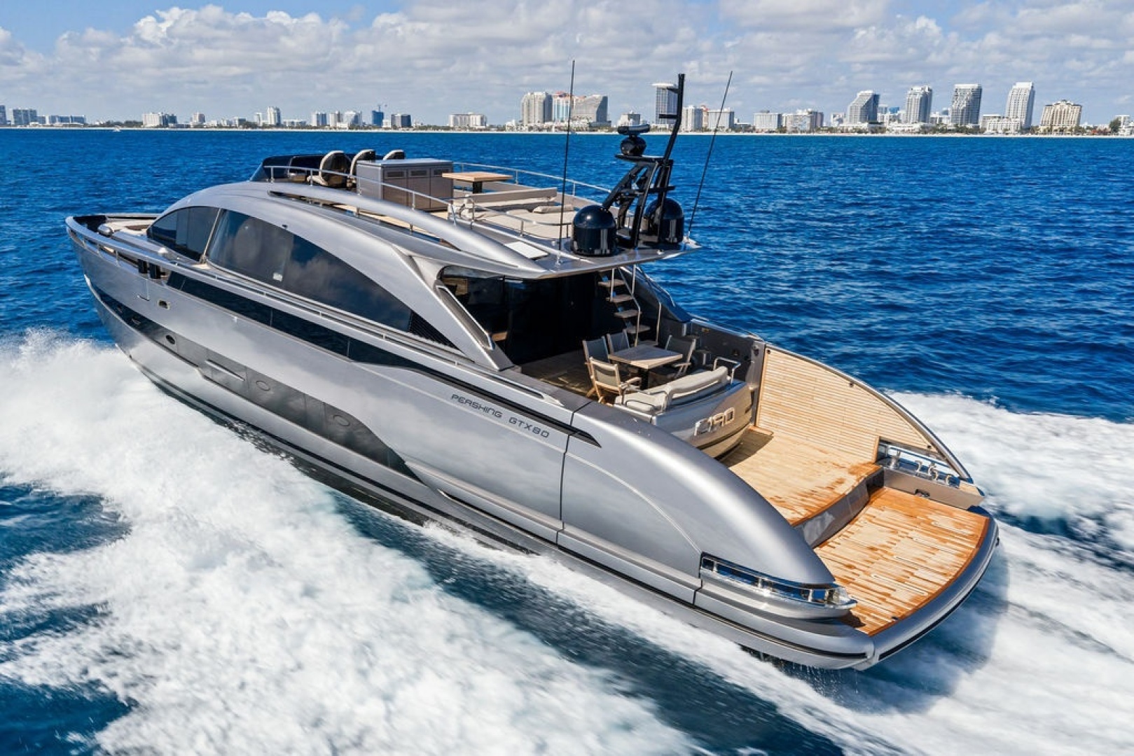 2025 Pershing GTX80 - Image 16