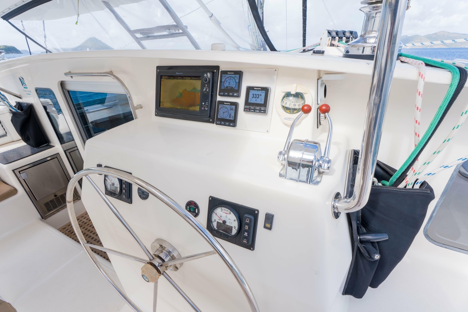 2011 Voyage Yachts 520 - Image 19