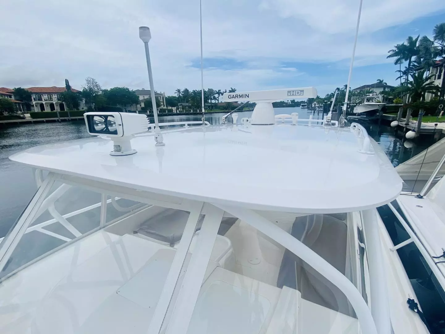 2008 Intrepid 390 Sport Yacht - Image 11