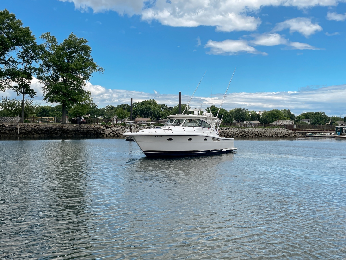 2004 Tiara Yachts 3800 Open - Image 8