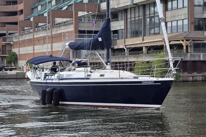 1981 Ericson 36RH